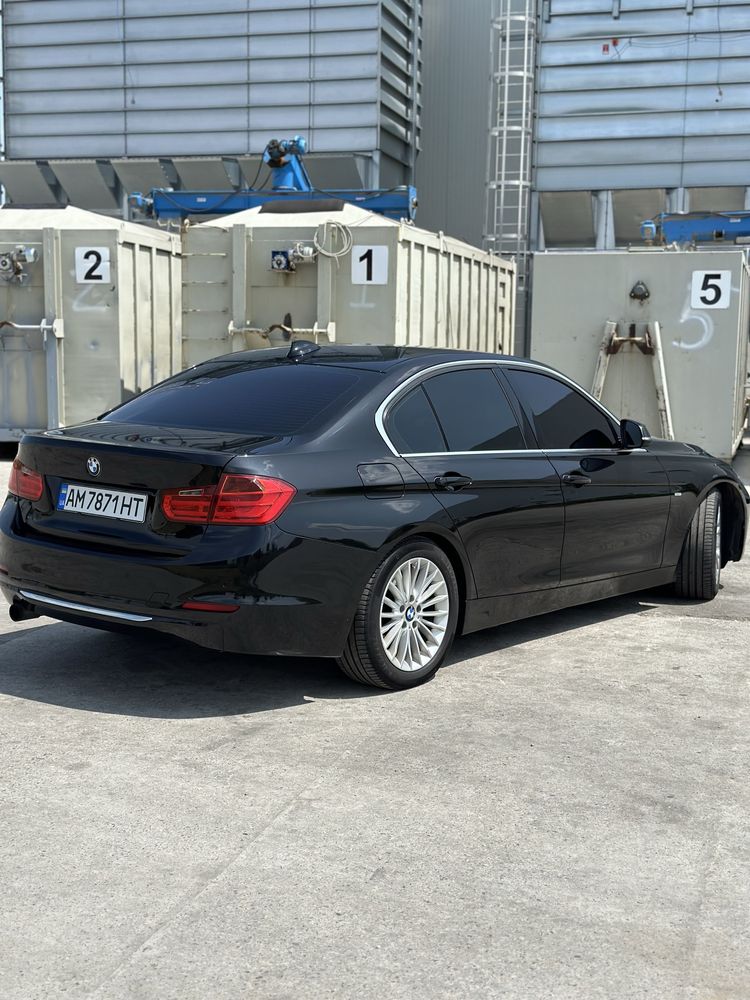 Bmw f30 офіціал без ДТП