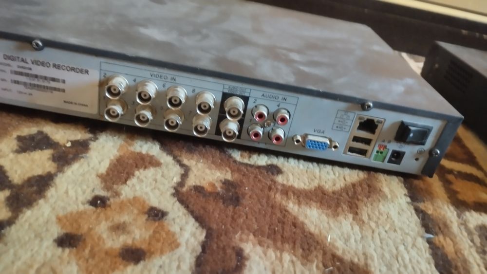 Камера камера на вулицю знімає дуже хорошо робоче мозги камери і камер