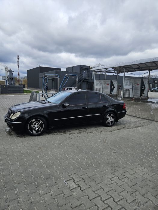 Продам Mercedes-Benz 320 E klas