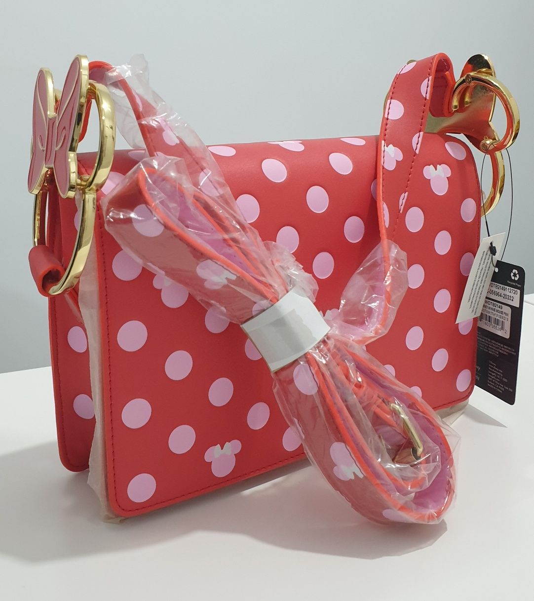 Loungefly Disney Minnie Mouse Pink Polka. Tamanho  24 x 18 x 5 cm.