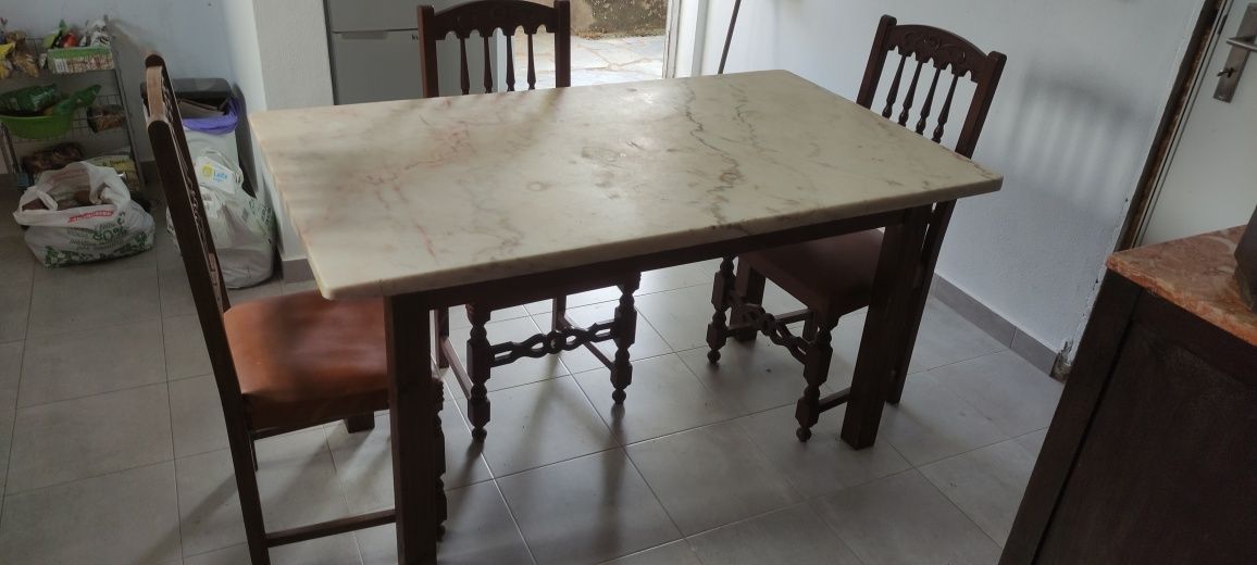 Mesa rustica de cozinha