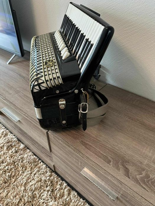 Acordeão Hohner Atlantic IV N