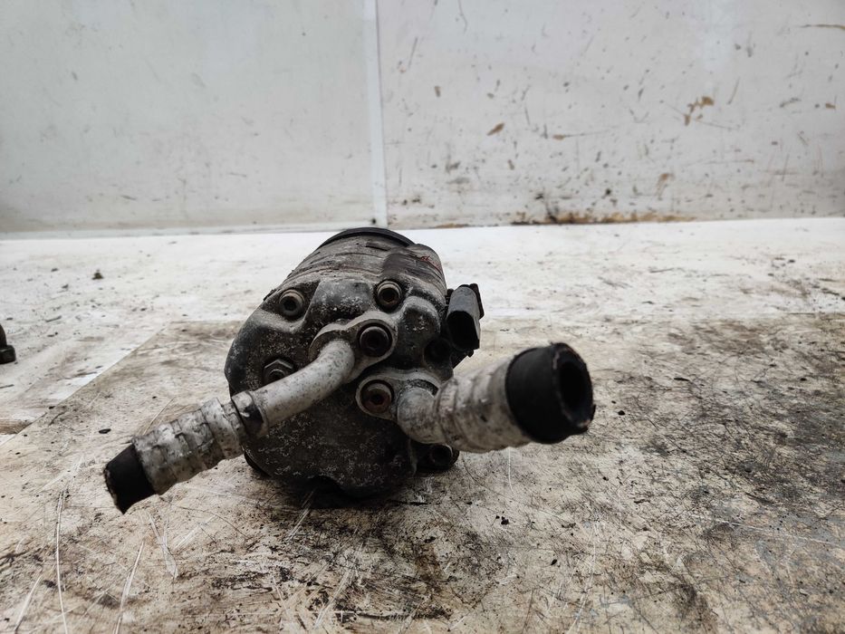 Volkswagen Golf IV Bora Audi A3 8L FL Kompresor Sprężarka Klimatyzacji