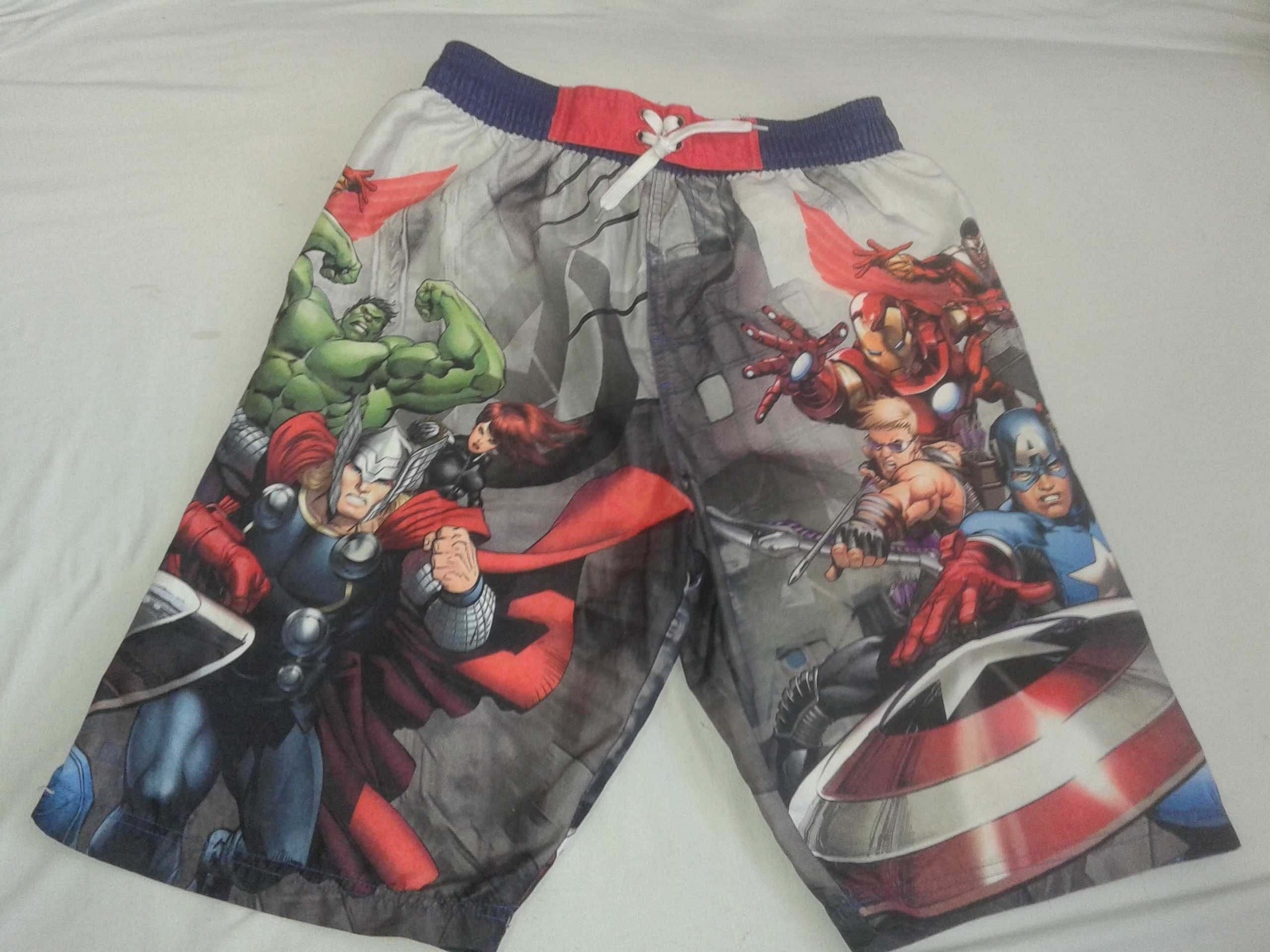 Spodenki chłopięce 152/158 Avengers