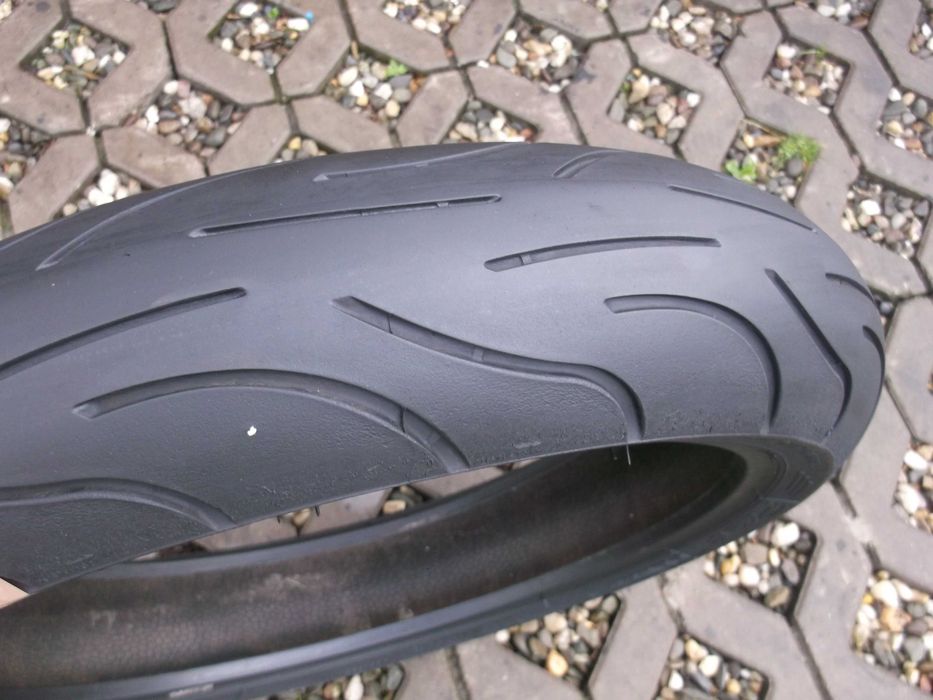opona 120/70ZR17	58W Michelin Pilot power dot0106 2,6mm supermoto