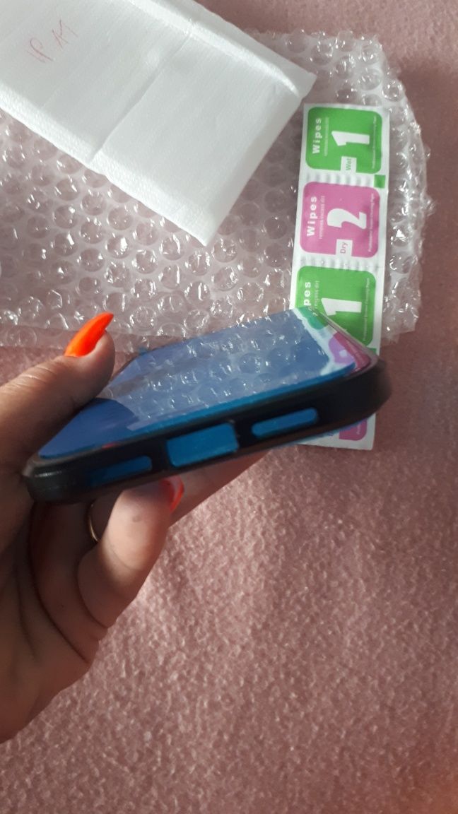 Etui magnetyczne do iPhone 11