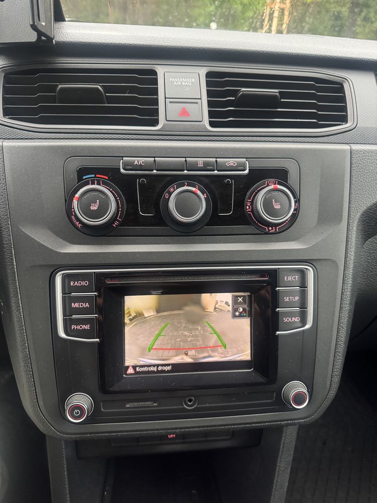 Volkswagen Caddy Maxi 2.0 TDI DSG Navi Kamera Hak Webasto 2x przesuwne