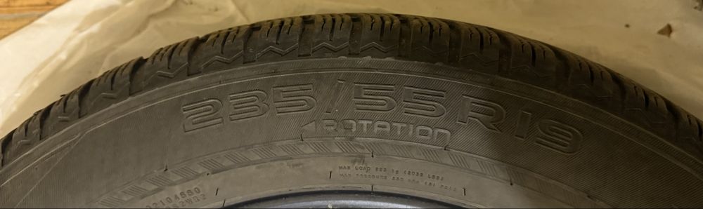Продаються зимові шини Nokian Tyres 255/55/R19