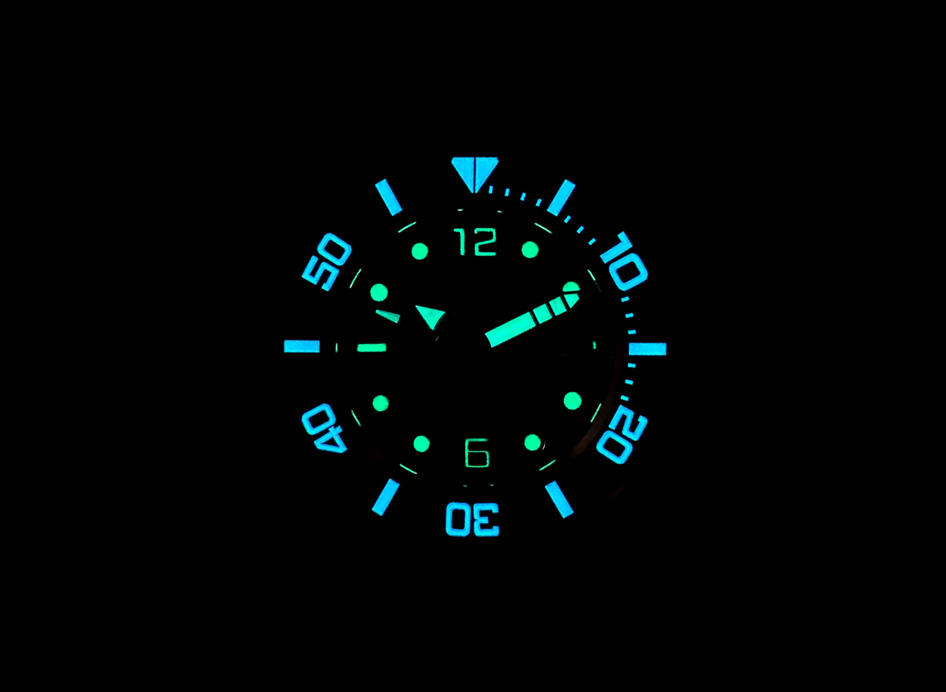 Часы ARAGON DM Titanium Ceramic Sapphire Automatic 45 mm. 200 MT.