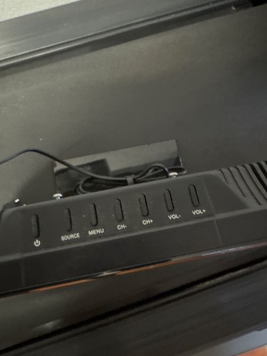 Tv led 24'' Nevir (com TDT HD)