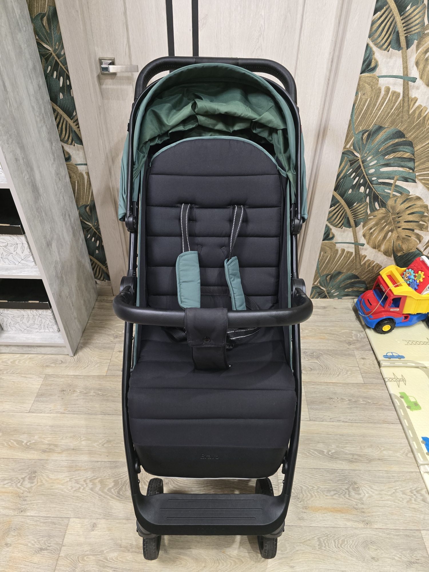 Прогулянкова коляска Carrello Bravo Plus 2023