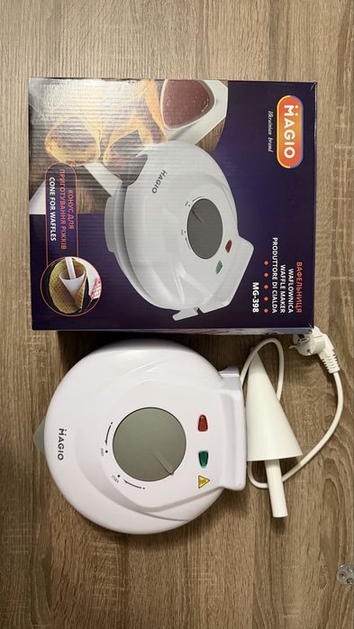 Вафельниця Magio