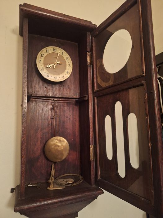 Sprzedam skrzynię zegara + zegar