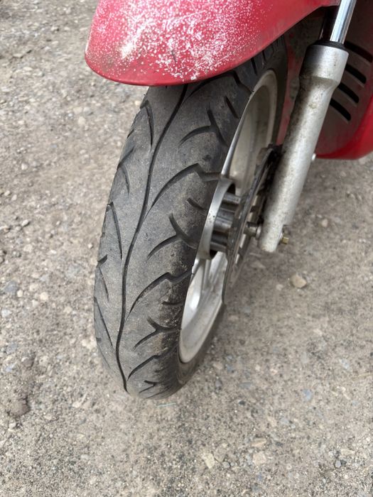 Скутер 150 кубов на ходу водянка