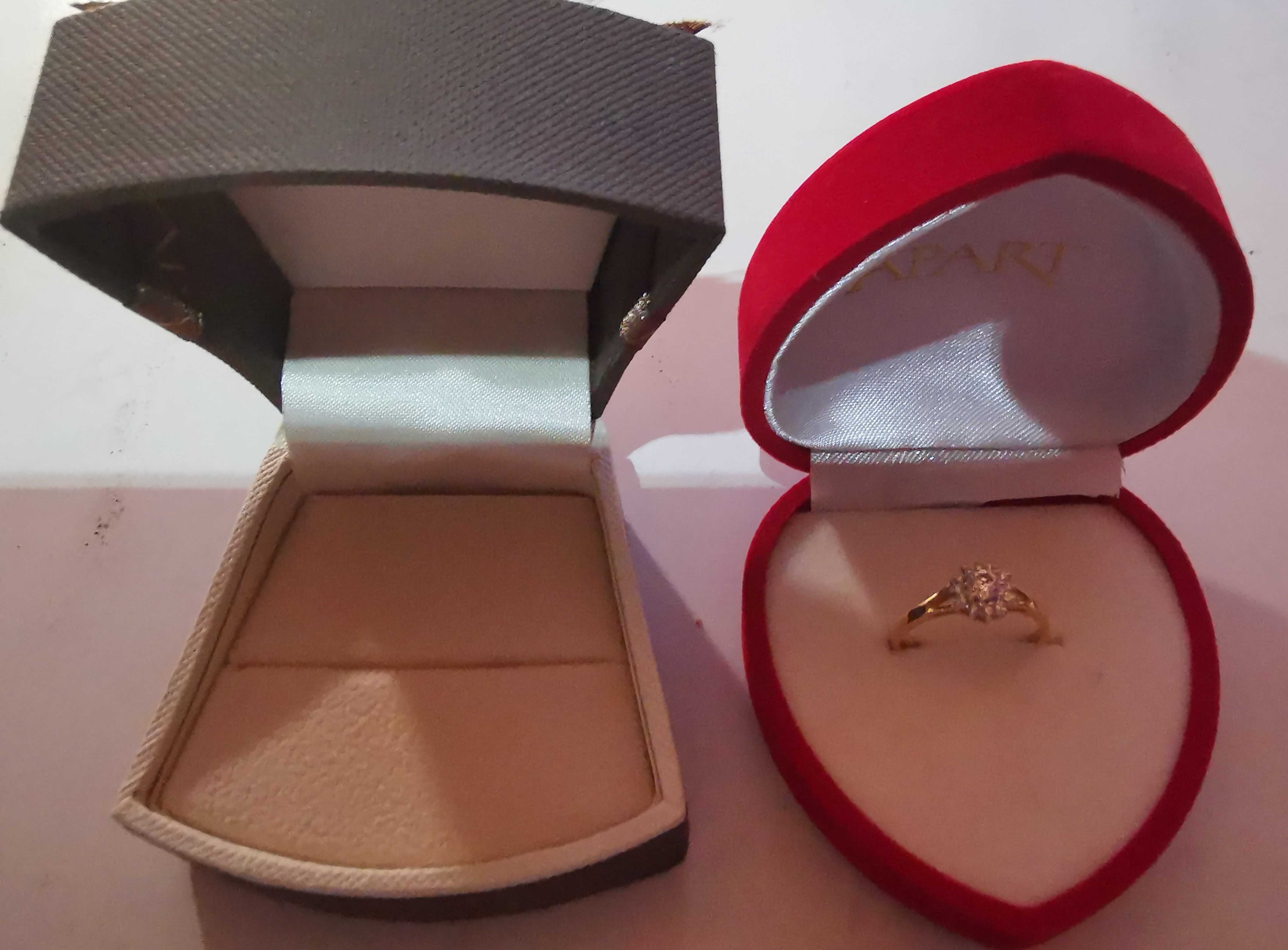 Pierścionek z żółtego złota z brylantami 0,34 ct - próba 585