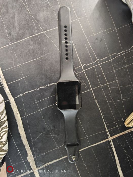 продам телефон, фотоапарат, часи