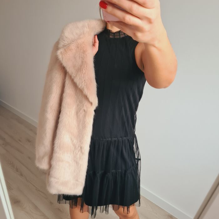 Czarna elegancka sukienka idealna na sylwestra ,nowa od Reserved