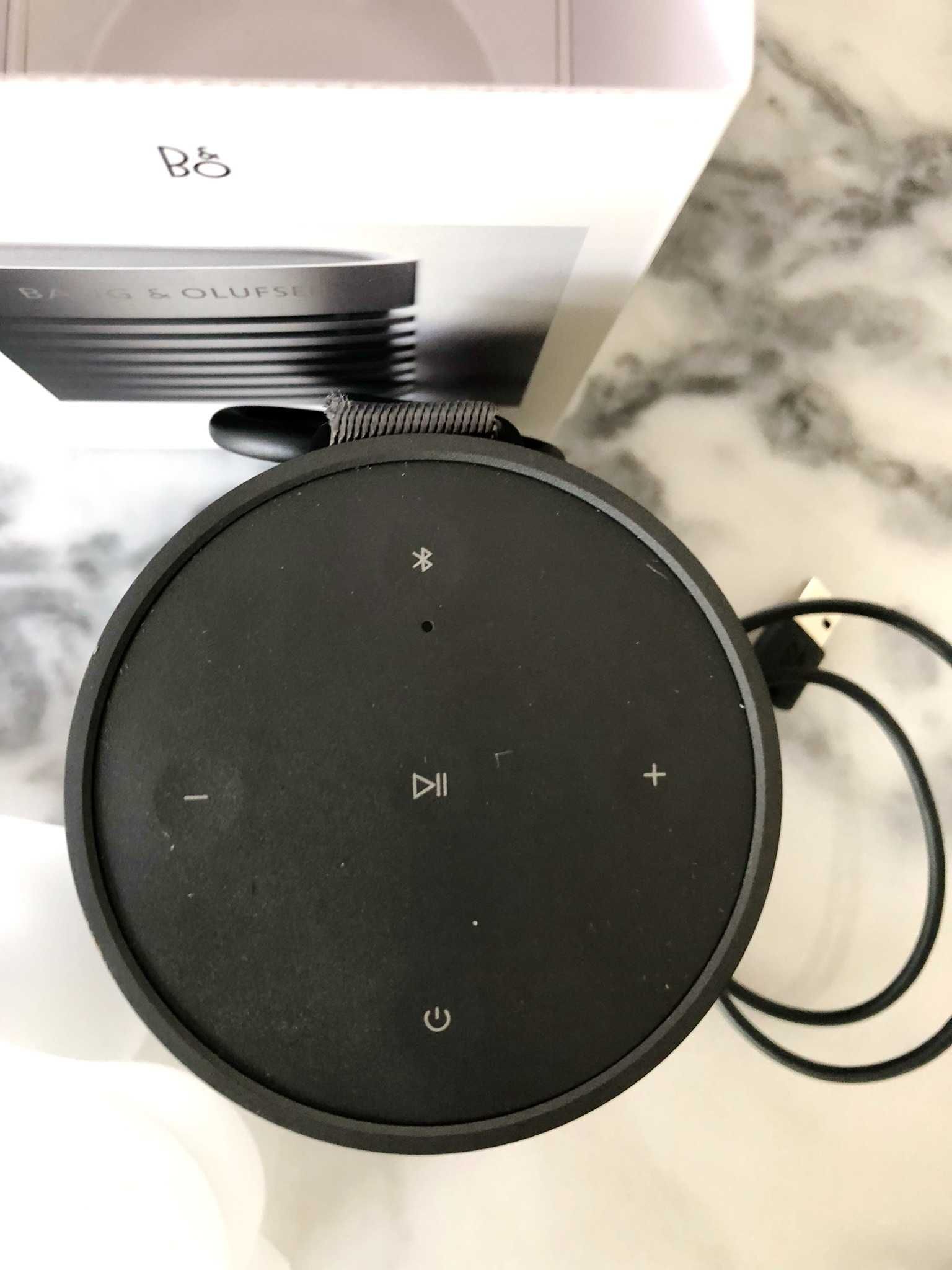 Coluna de som portátil da Bang & Olufsen