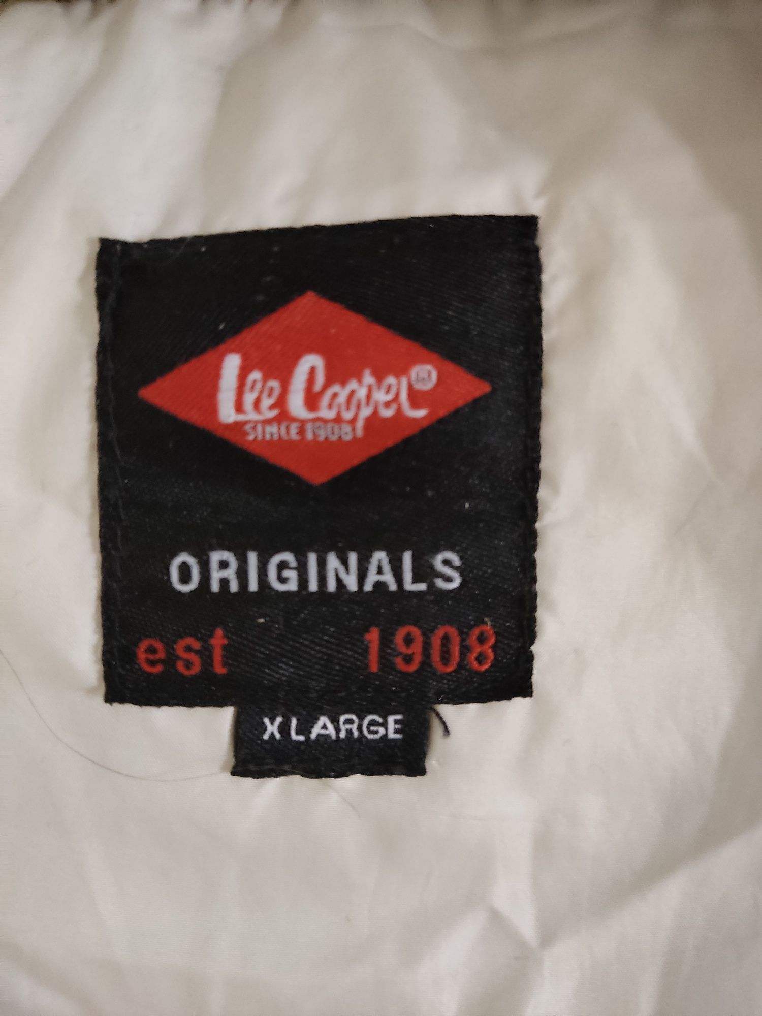 Зимній пуховик Lee Cooper