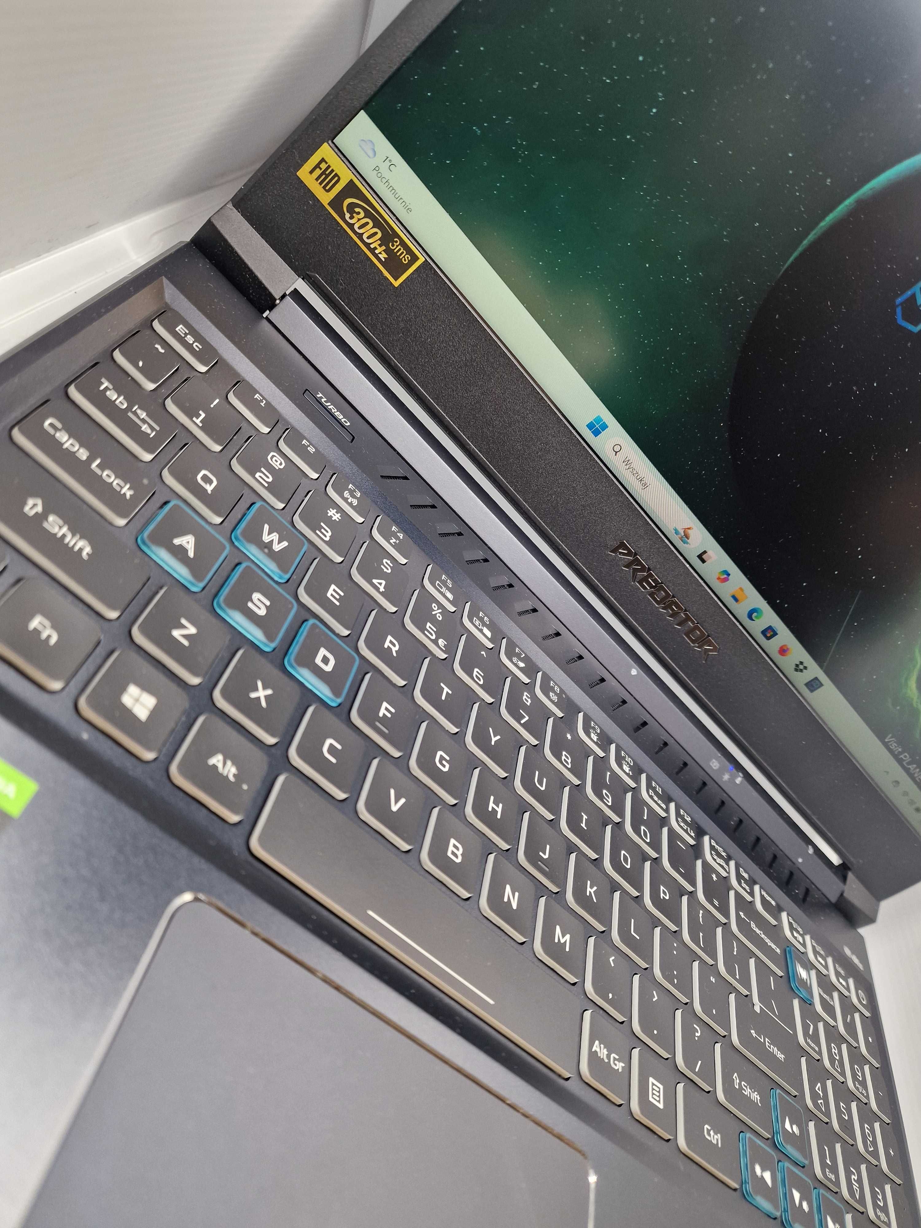 laptop Acer Predator Helios 300