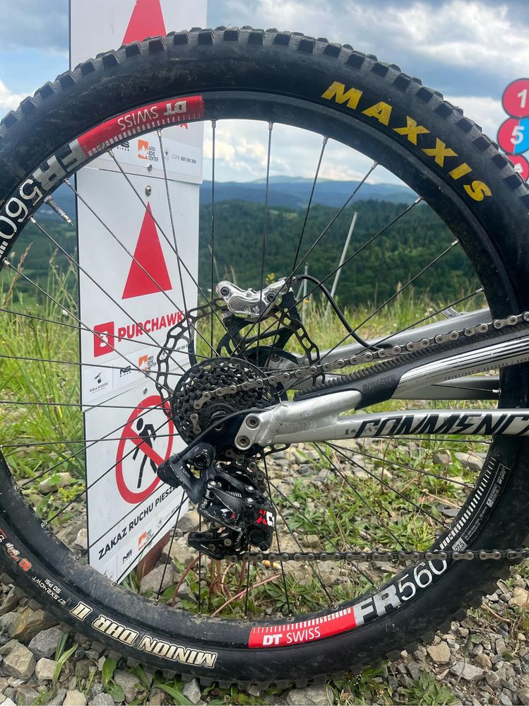 Commencal supreme v4