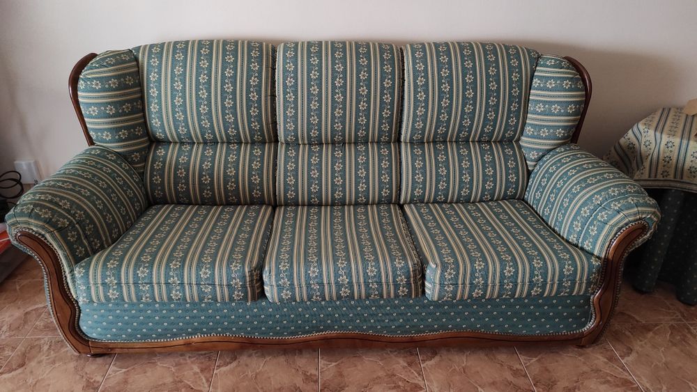 Sofá + 2 poltronas