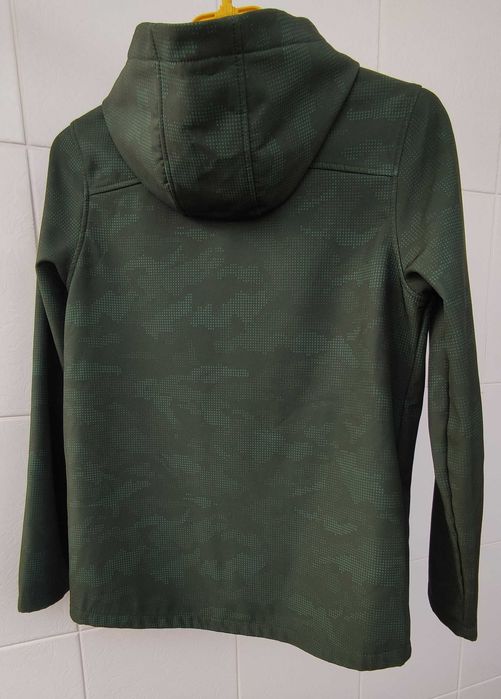 Легка спортивна куртка для підлітка на 13 років