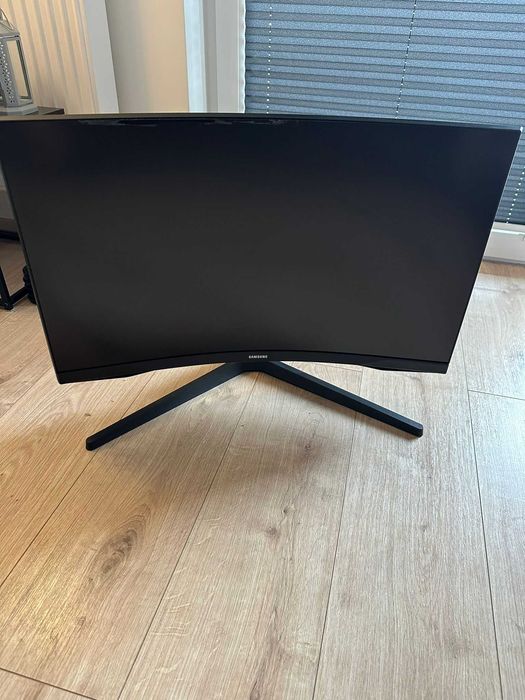 Samsung Odyssey G5 27″ (LC27G55TQWRXEN) – zakrzywiony, 144 Hz