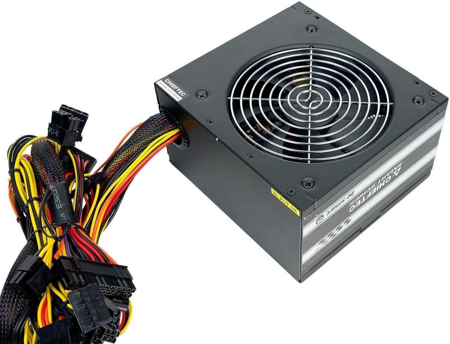 Блок живлення CHIEFTEC Smart 700W [Відео роботи блока в описі]
