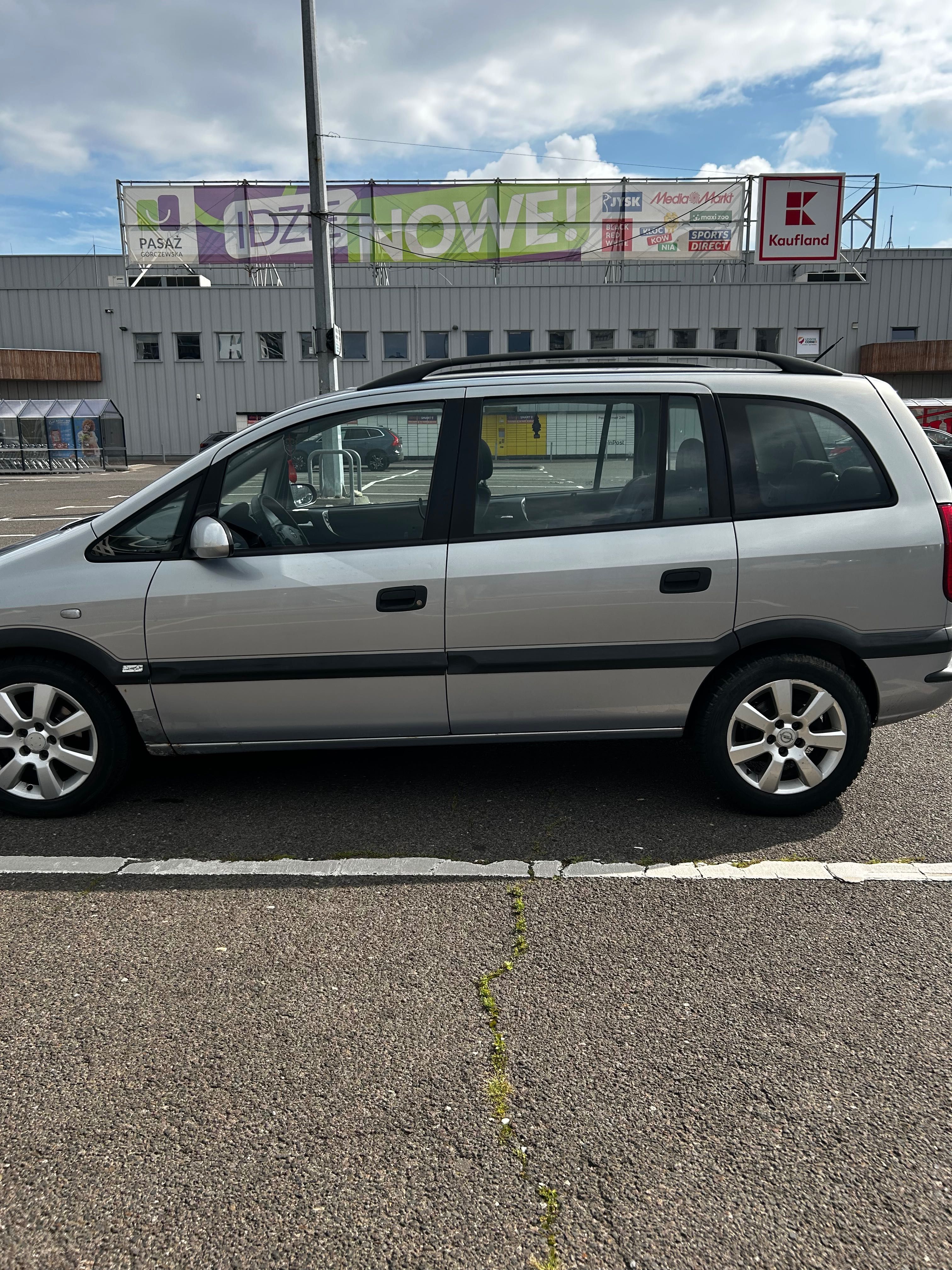 Opel Zafira A w dobrym stanie