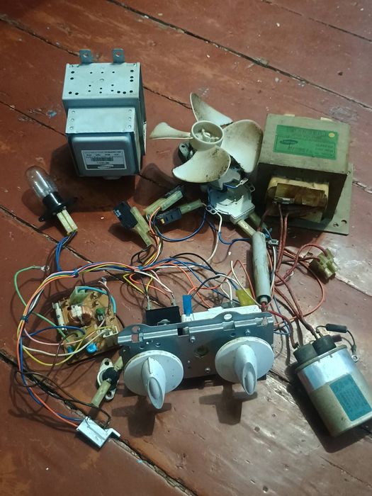 Запчастини на мікрохвильовка Samsung