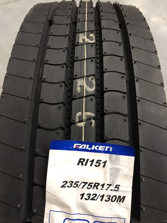 Premium JAPOŃSKA opona FALKEN 235/75 R17.5 przód 235 75 r17.5