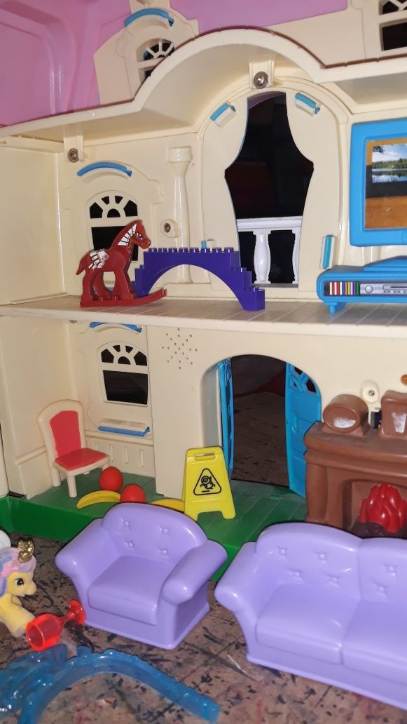 Кукольный дом детская игрушка для девочки куклы фигурки мебель играть