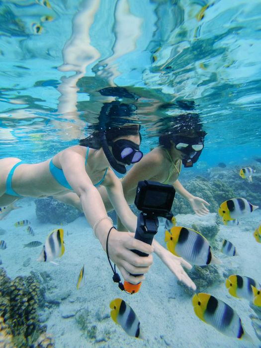 GoPro Hero 7 Black 12MP + 3x bateria, kopułka do wody, selfistick