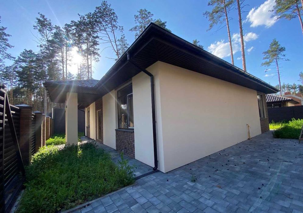 Одноповерховий цегляний, утеплений будинок в Лісовій Бучі.