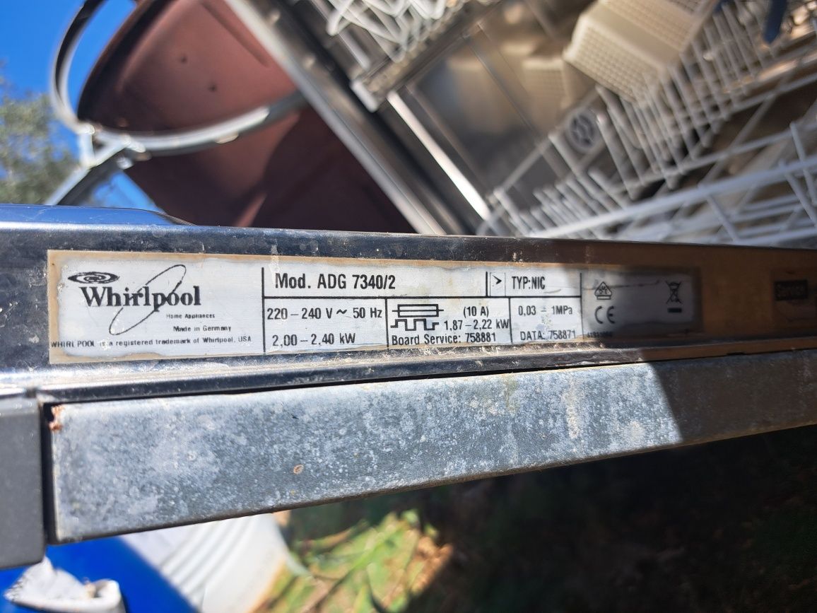 Maquina lavar loiça Whirlpool ADG 7340/2