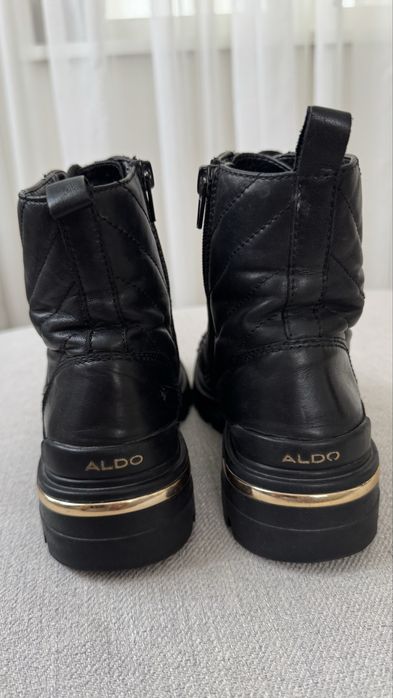 Шкіряні чоботи,демісезон,фірма Aldo,37