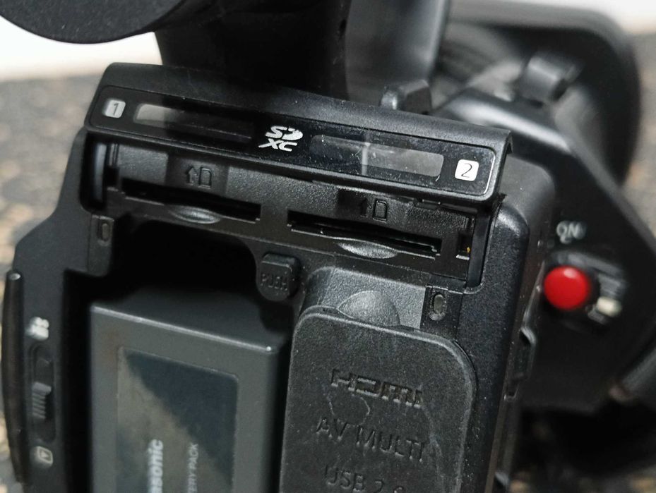 Profesjonalna kamera Panasonic AG AC 130 AEJ plus 2x Acu