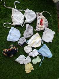 Zestaw niemowlęcych czapeczek, skarpetki i rękawiczki niedrapki gratis