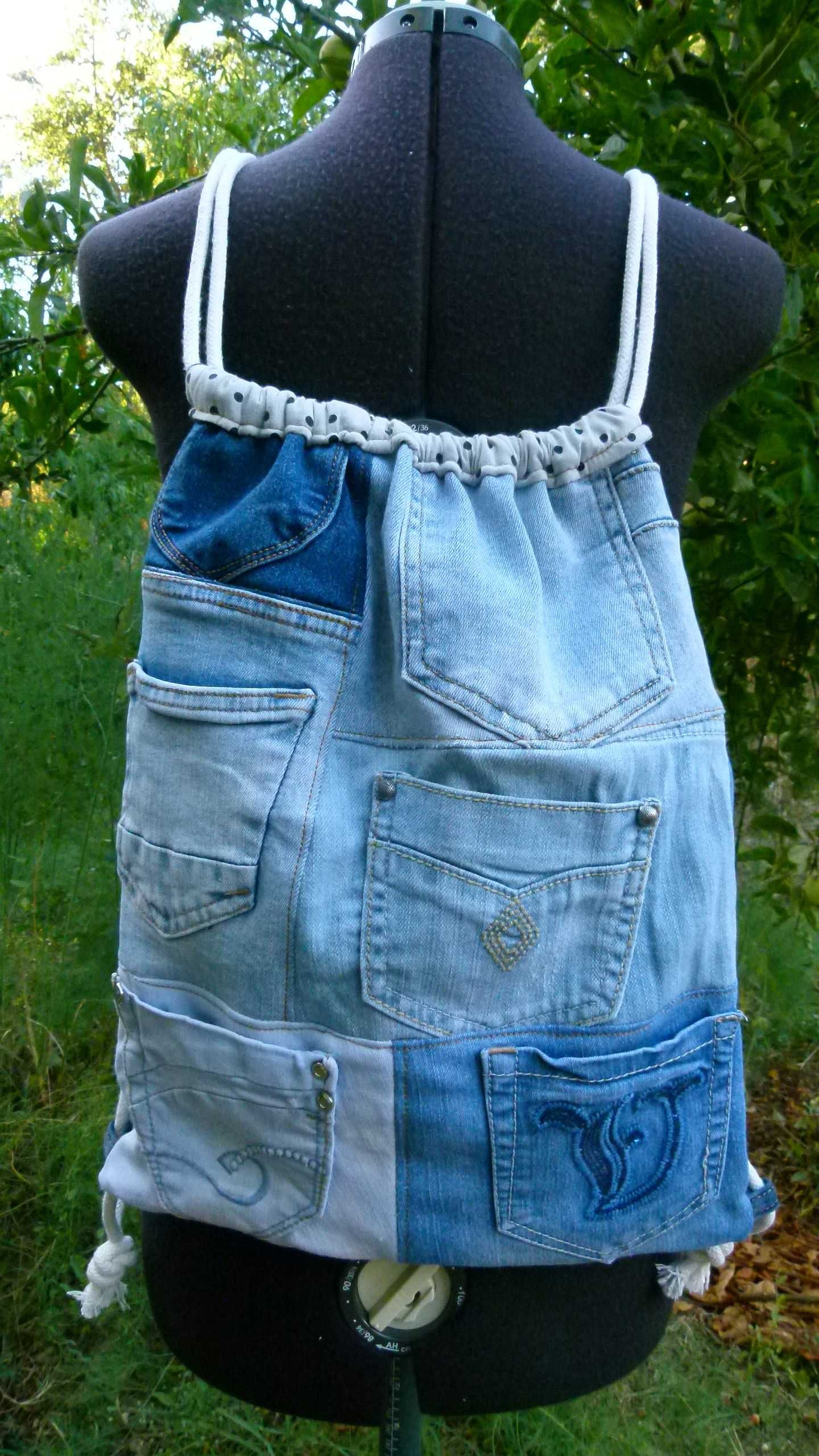 Mochila de ganga com cordão e bolsos feita à mão