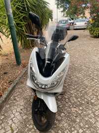 Aluguel de moto PCX