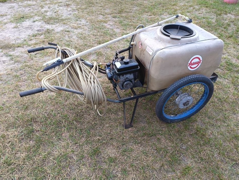 Opyskiwacz spalinowy taczkowy PILMET