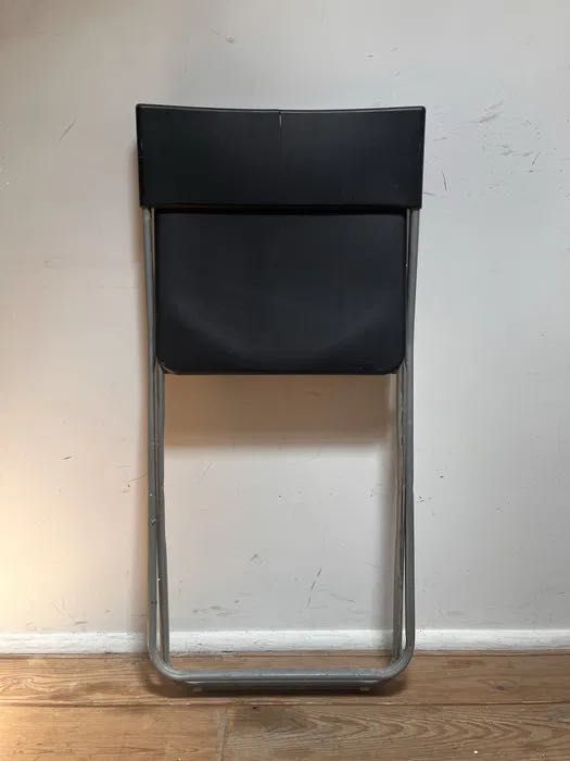 Cadeiras dobráveis / Folding Chairs