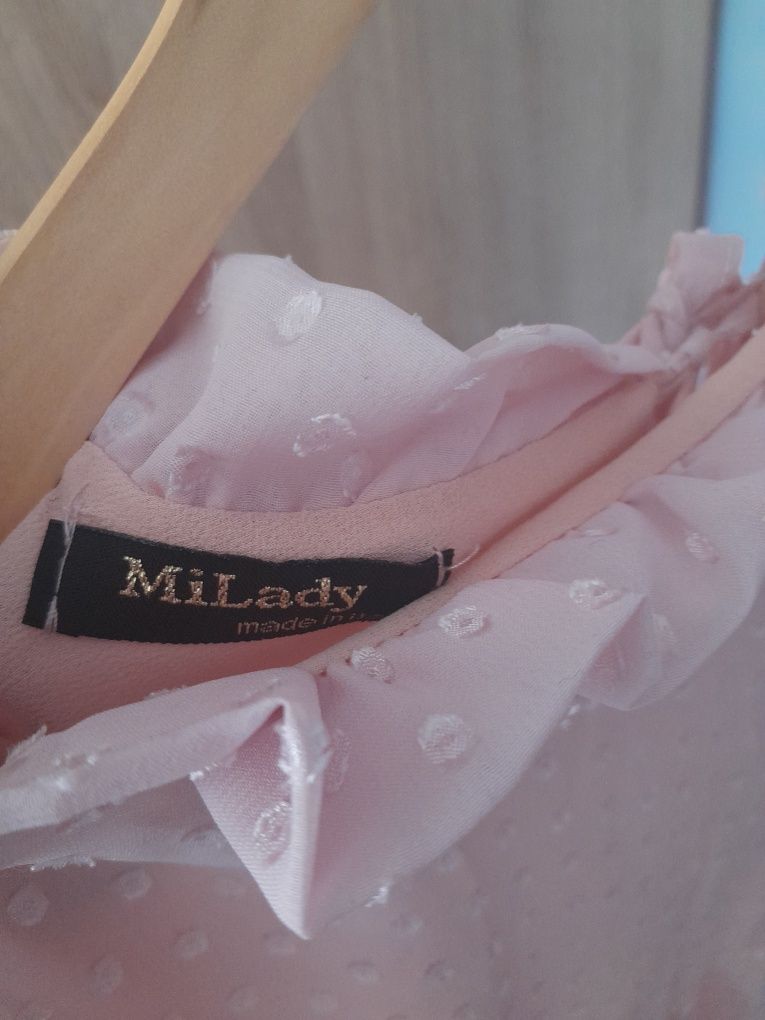Sukienka mini pudrowy róż boho groszki kropki falbanki romantyczna mil