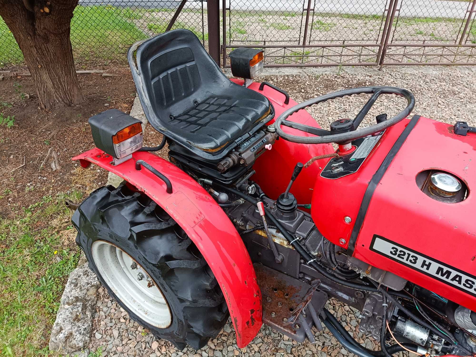 Traktorek ogrodniczy Massey Ferguson Kubota 35KM