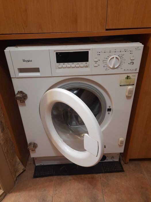 Пральна машина "Whirlpool 6th sense awoc 0614" на запчастини