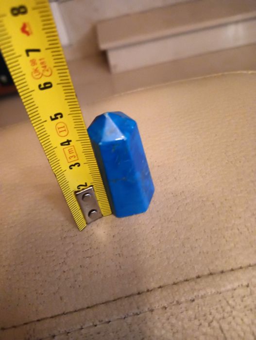 Obelisco de quartzo azul