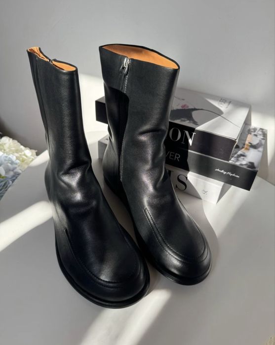 Шкіряні ботінки , сапоги , напів сапожки під the row