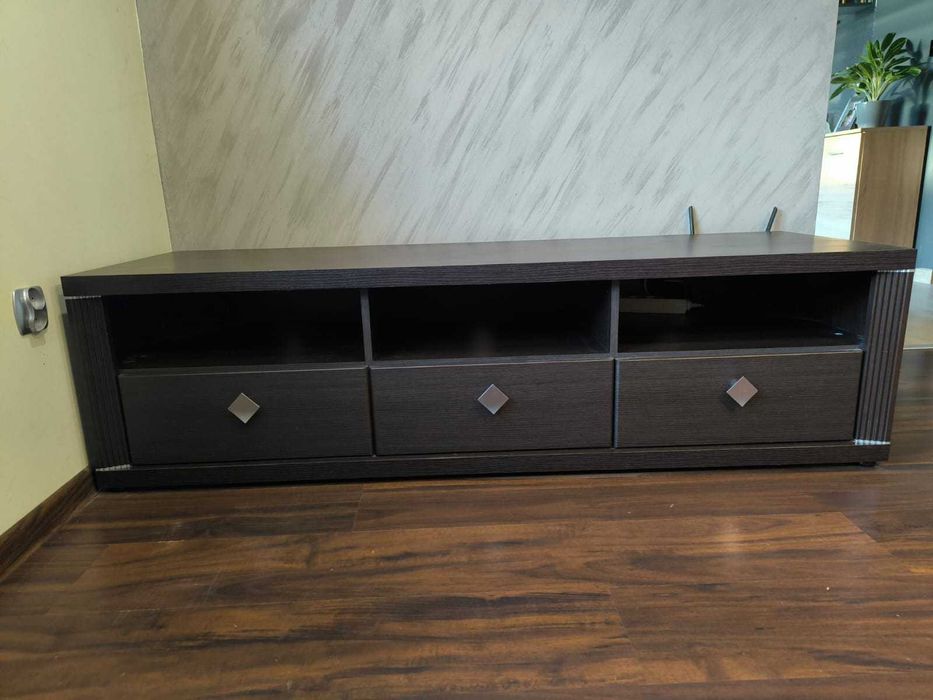 Szafka RTV - Solidna, ciemny brąz, Agata Meble