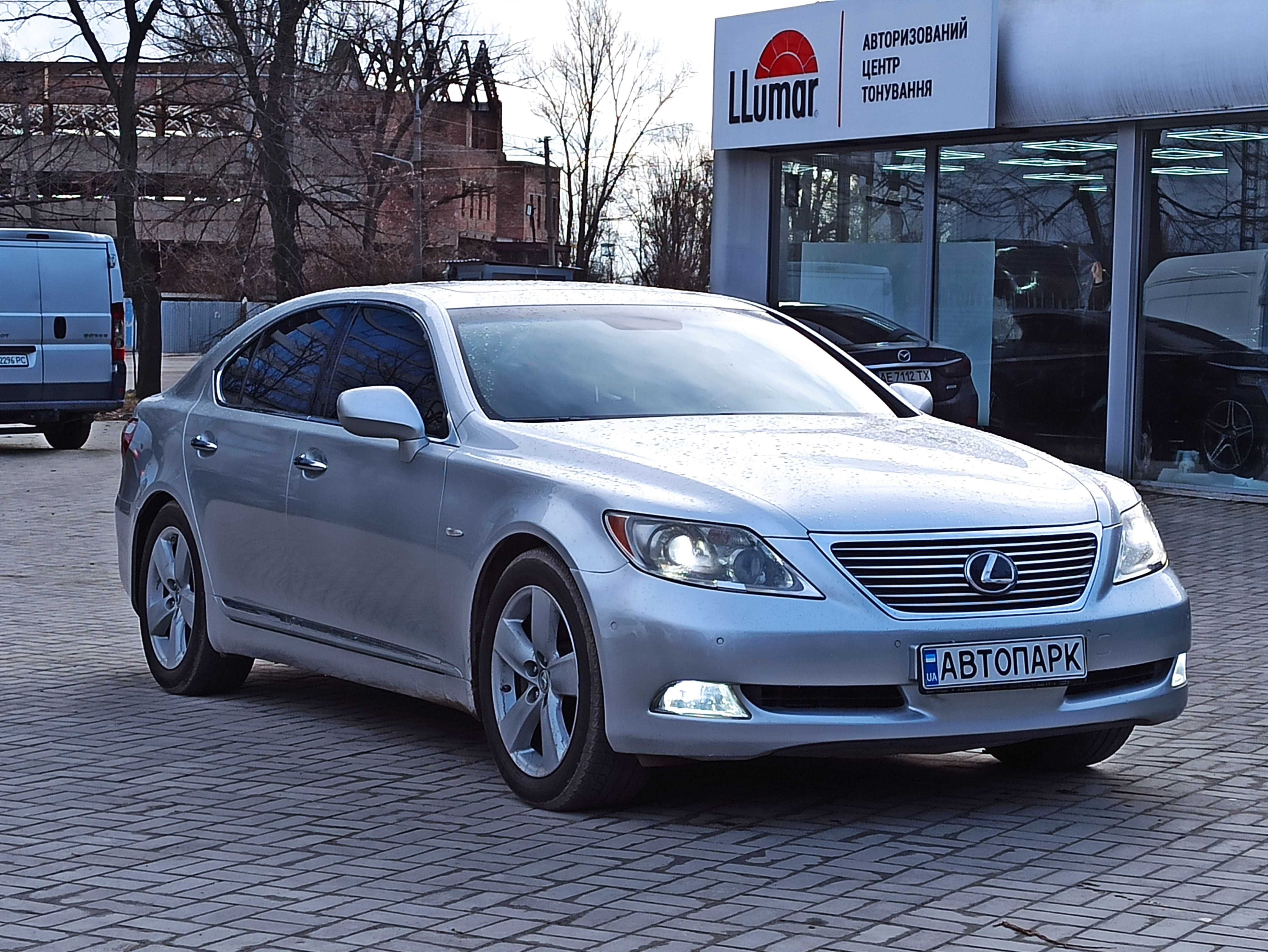 Lexus LS 460 2007 року